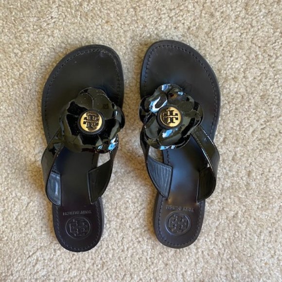 Tory Burch Shoes - Black Tory Burch Flower Flip Flops - GUC